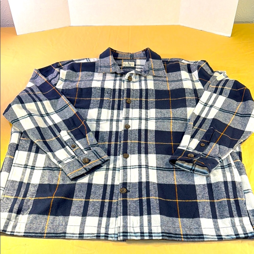 MWT. Mutual Weave big and tall men’s shirt, jacket size 2X plaid, navy flannel